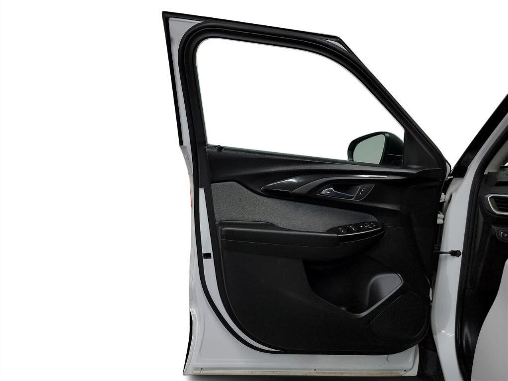used 2023 Chevrolet TrailBlazer car, priced at $17,500