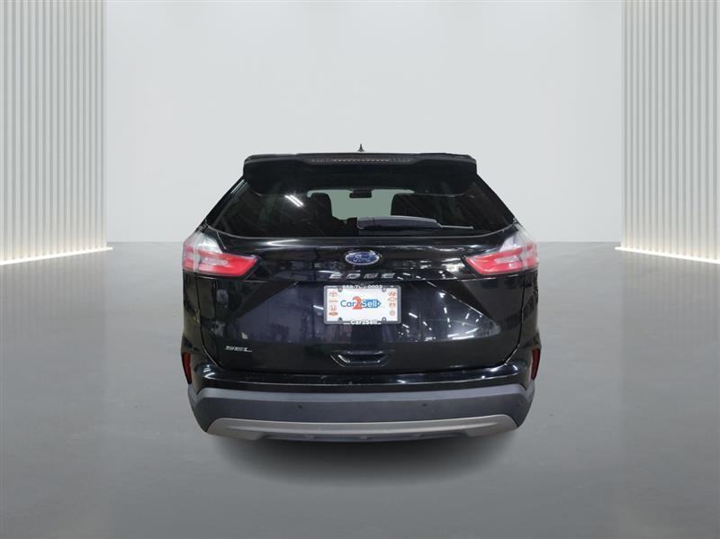 used 2021 Ford Edge car, priced at $17,500