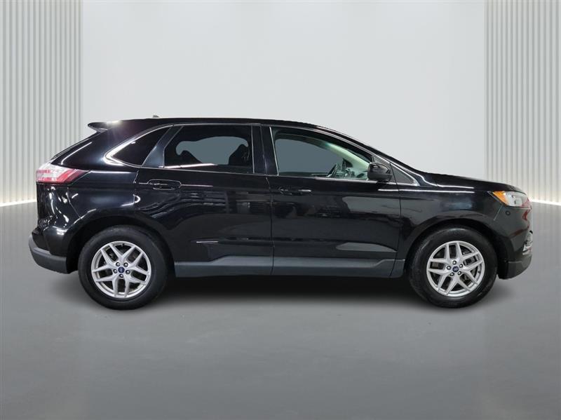 used 2021 Ford Edge car, priced at $17,500