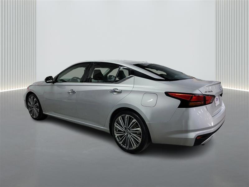 used 2023 Nissan Altima car, priced at $17,900