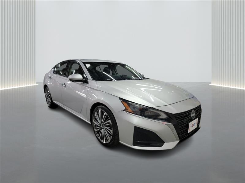 used 2023 Nissan Altima car, priced at $17,900