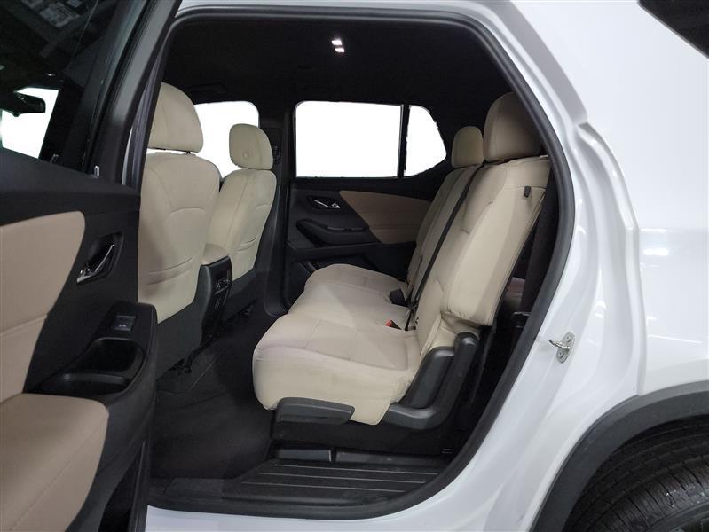 used 2023 Chevrolet Traverse car, priced at $22,900