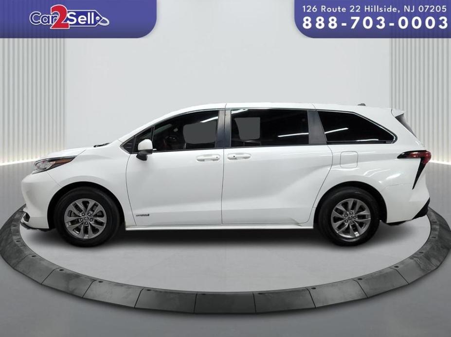 used 2021 Toyota Sienna car, priced at $29,900