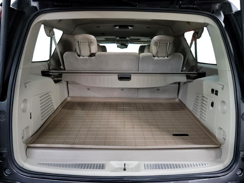 used 2015 Cadillac Escalade ESV car, priced at $28,900