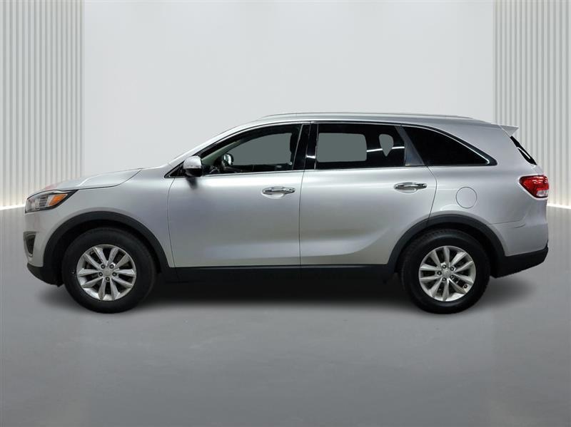 used 2016 Kia Sorento car, priced at $8,900