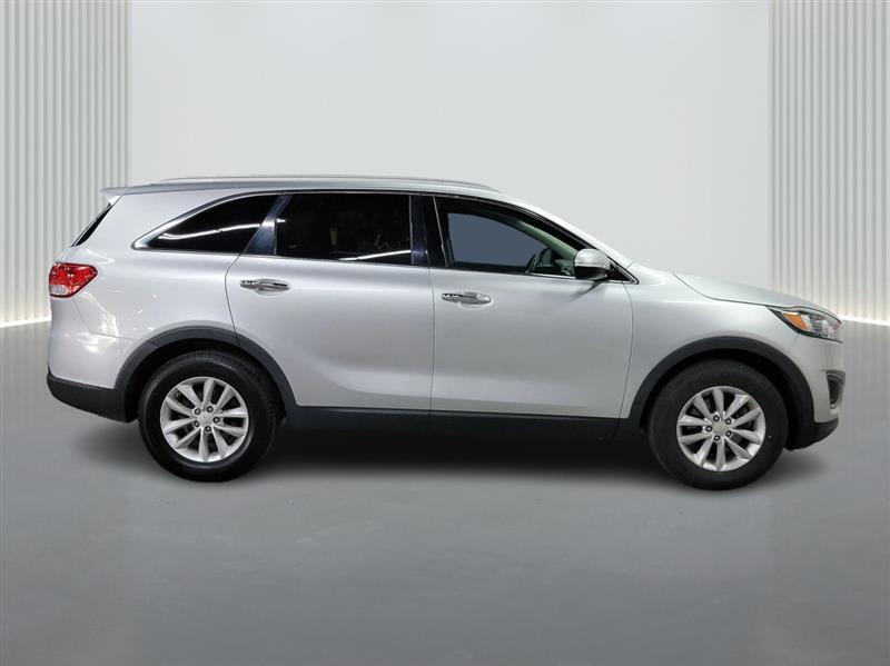 used 2016 Kia Sorento car, priced at $8,900