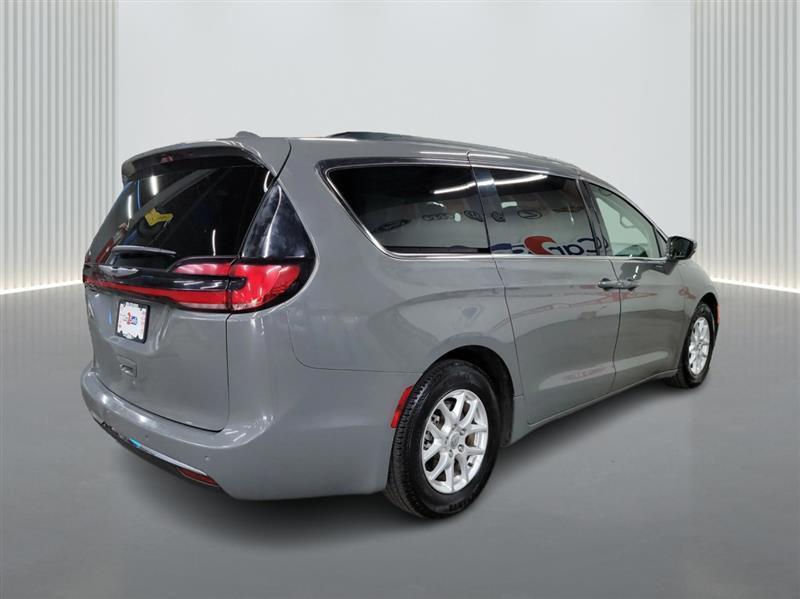 used 2022 Chrysler Pacifica car, priced at $21,900