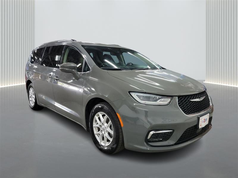 used 2022 Chrysler Pacifica car, priced at $21,900