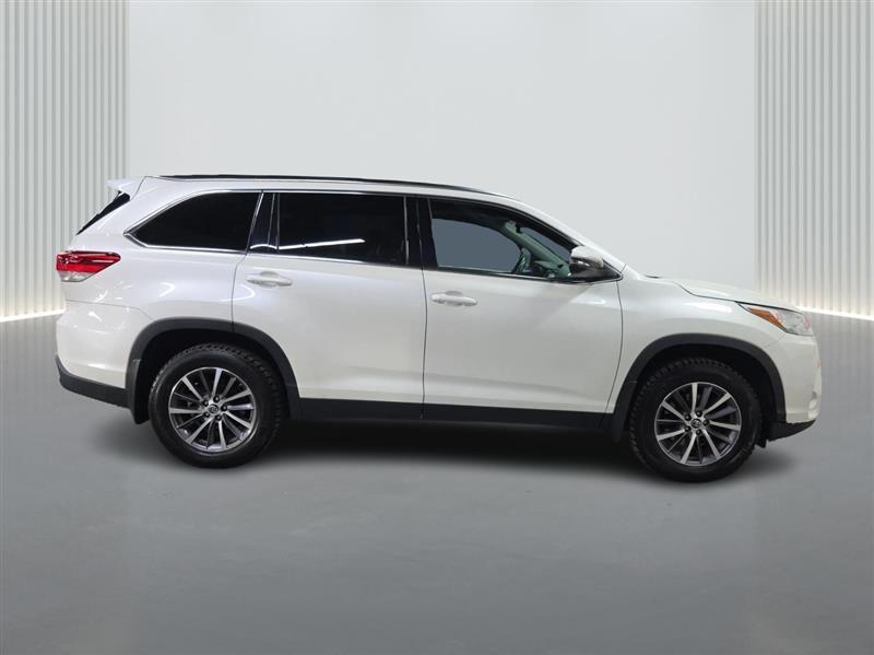 used 2019 Toyota Highlander car, priced at $20,500