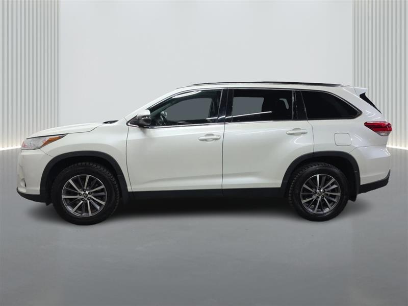 used 2019 Toyota Highlander car, priced at $20,500