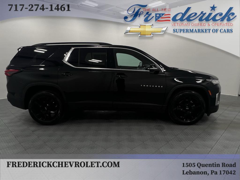 used 2023 Chevrolet Traverse car, priced at $32,500