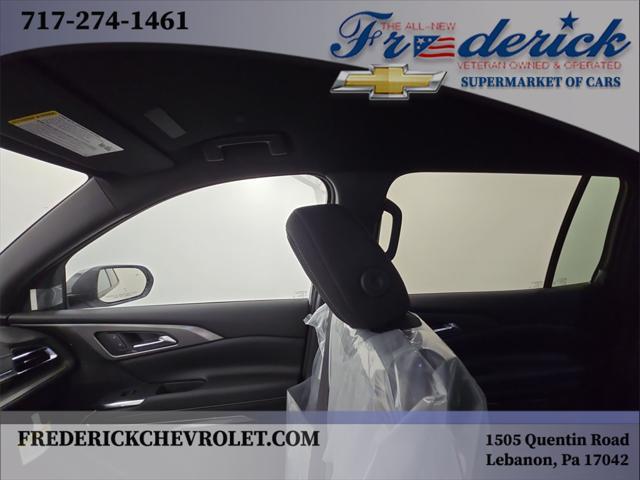 new 2025 Chevrolet Traverse car