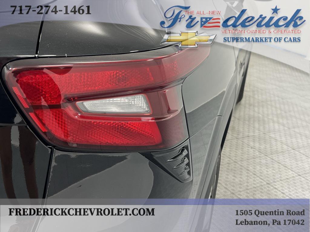 used 2025 Chevrolet Trax car, priced at $22,843