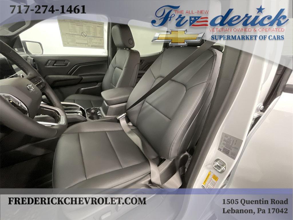 new 2025 Chevrolet Colorado car