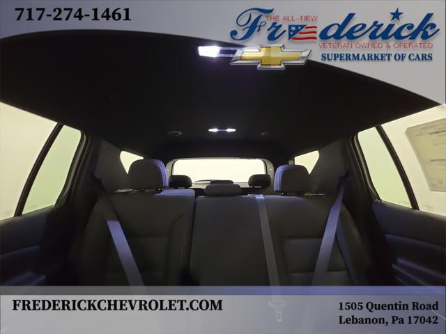 new 2025 Chevrolet Traverse car