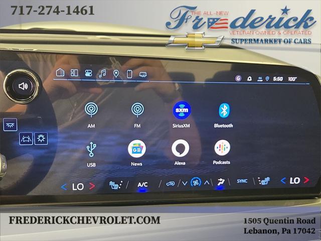 new 2025 Chevrolet Traverse car