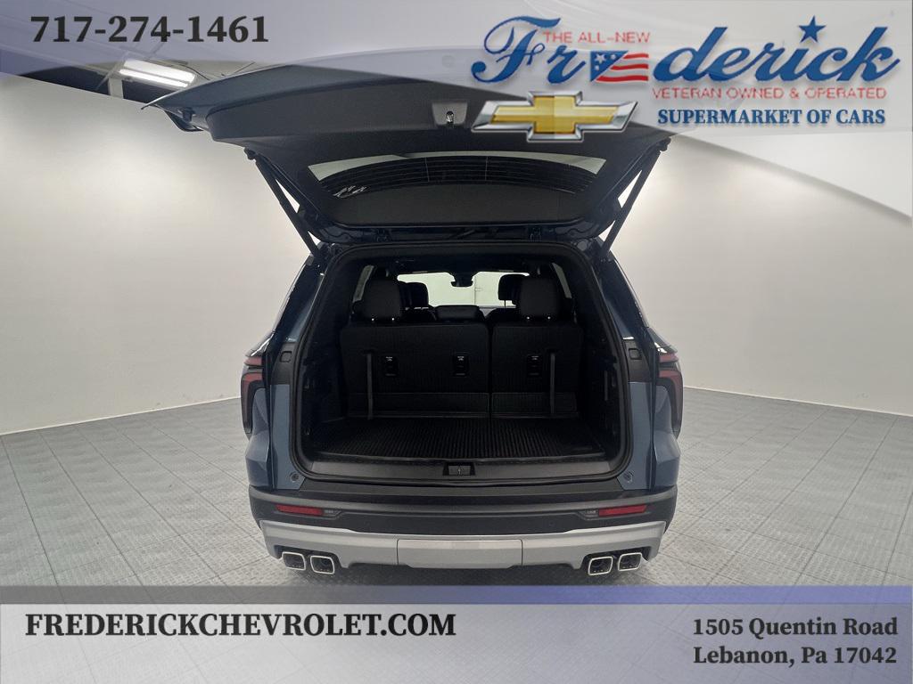 new 2026 Chevrolet Traverse car, priced at $1,131,580