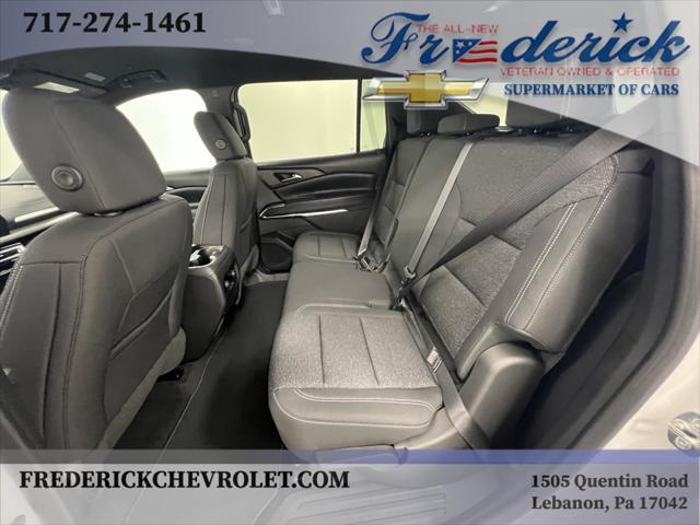 new 2025 Chevrolet Traverse car