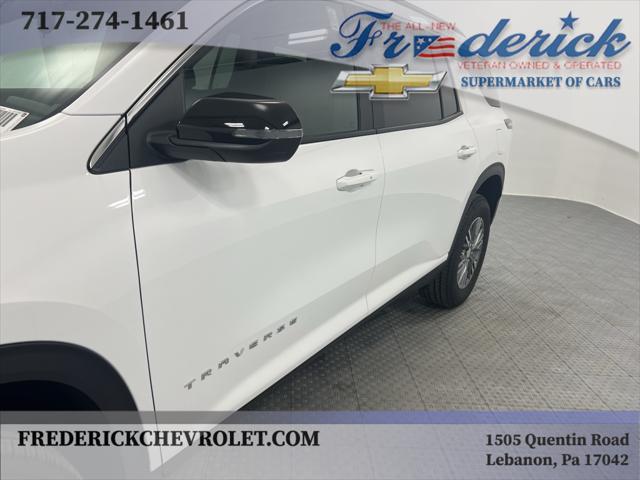 new 2025 Chevrolet Traverse car