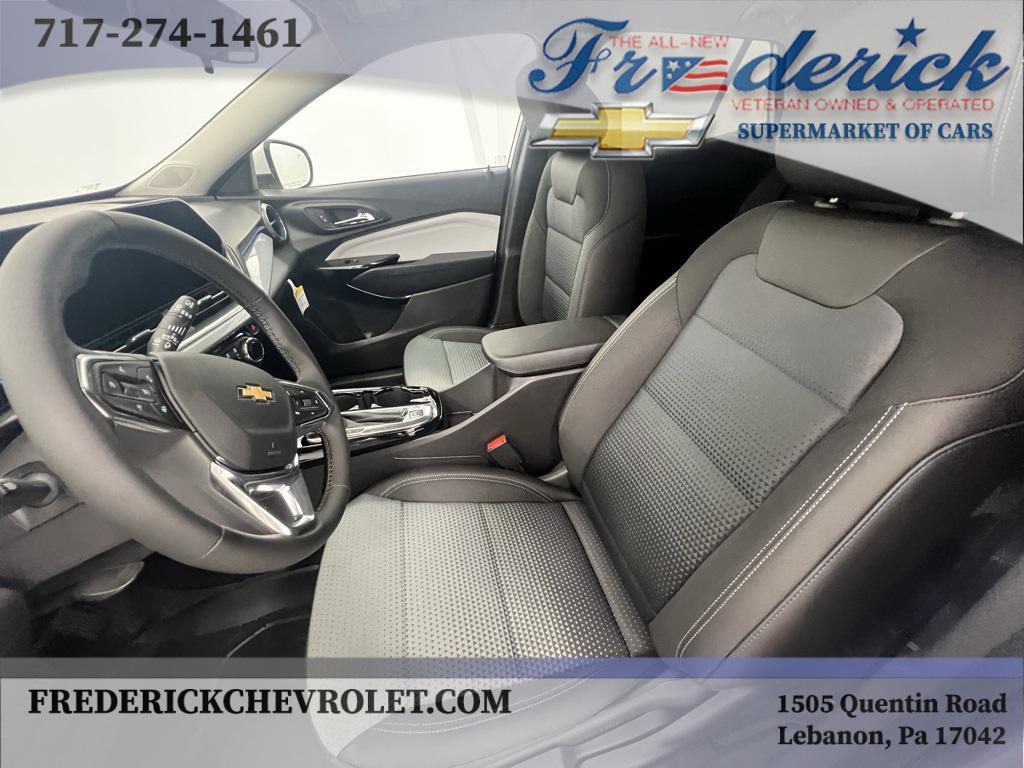 new 2025 Chevrolet Trax car, priced at $25,590