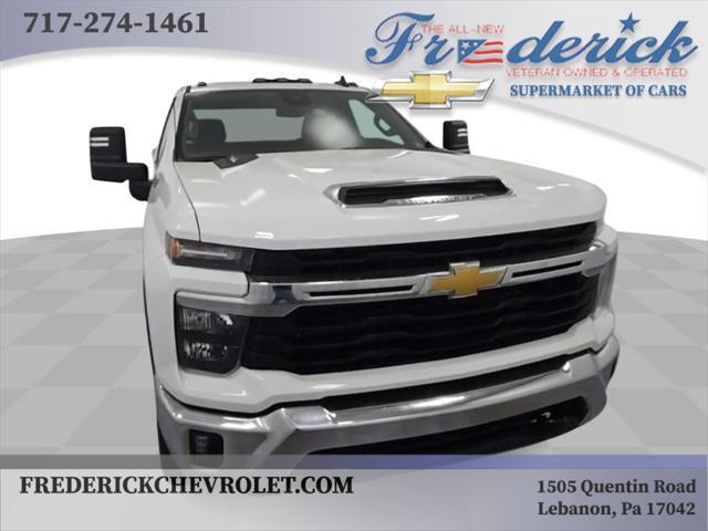 new 2025 Chevrolet Silverado 3500 car