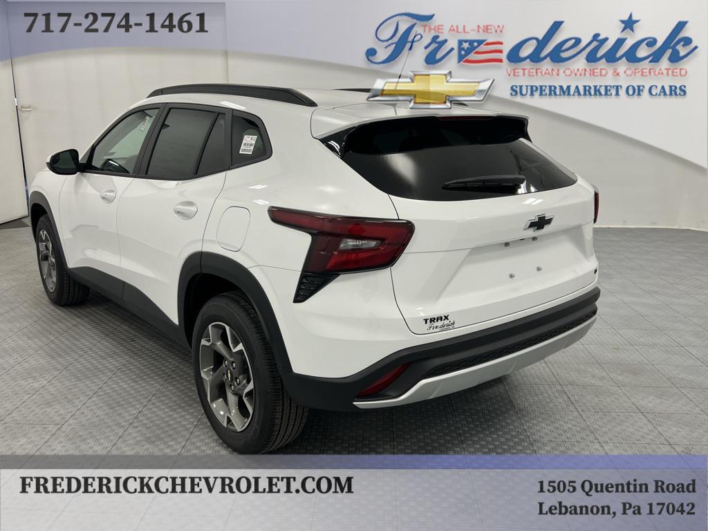new 2025 Chevrolet Trax car, priced at $25,590