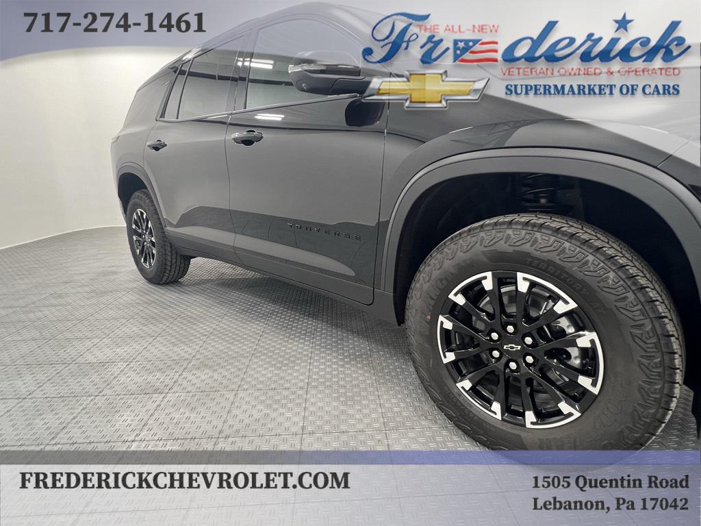 new 2025 Chevrolet Traverse car, priced at $995,900