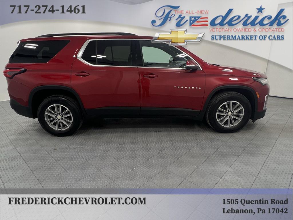 used 2022 Chevrolet Traverse car, priced at $29,900