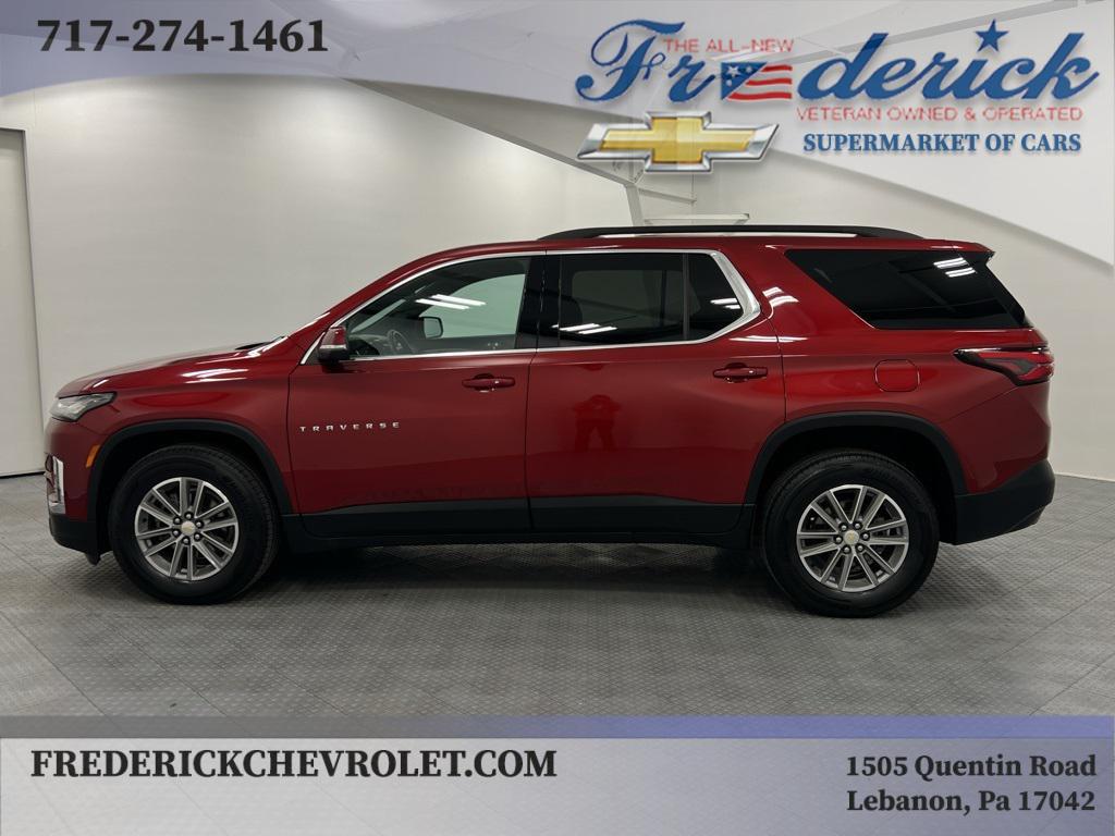 used 2022 Chevrolet Traverse car, priced at $29,900
