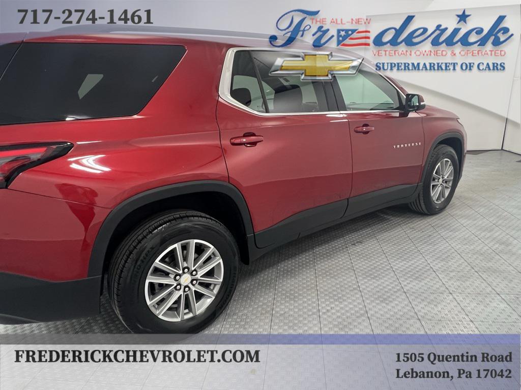 used 2022 Chevrolet Traverse car, priced at $29,900