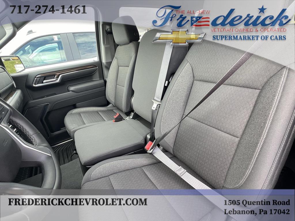 new 2025 Chevrolet Silverado 1500 car