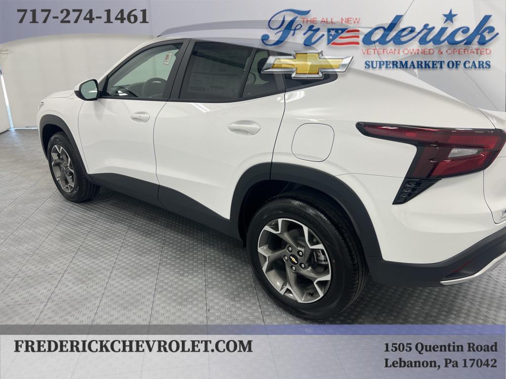 new 2025 Chevrolet Trax car, priced at $23,990