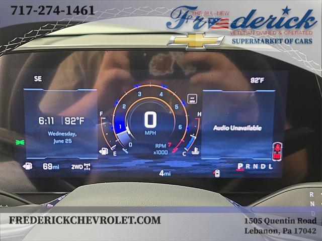 new 2025 Chevrolet Traverse car