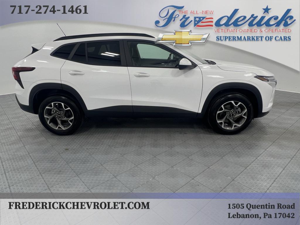 new 2026 Chevrolet Trax car, priced at $25,660