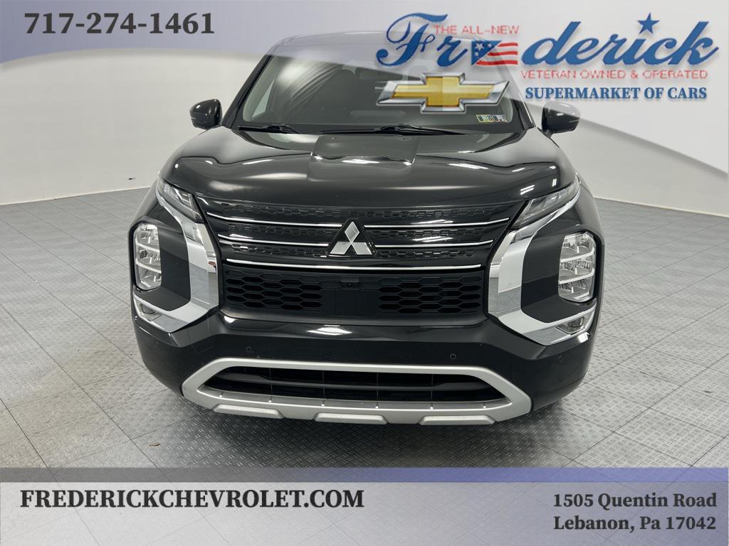 used 2024 Mitsubishi Outlander car, priced at $24,991