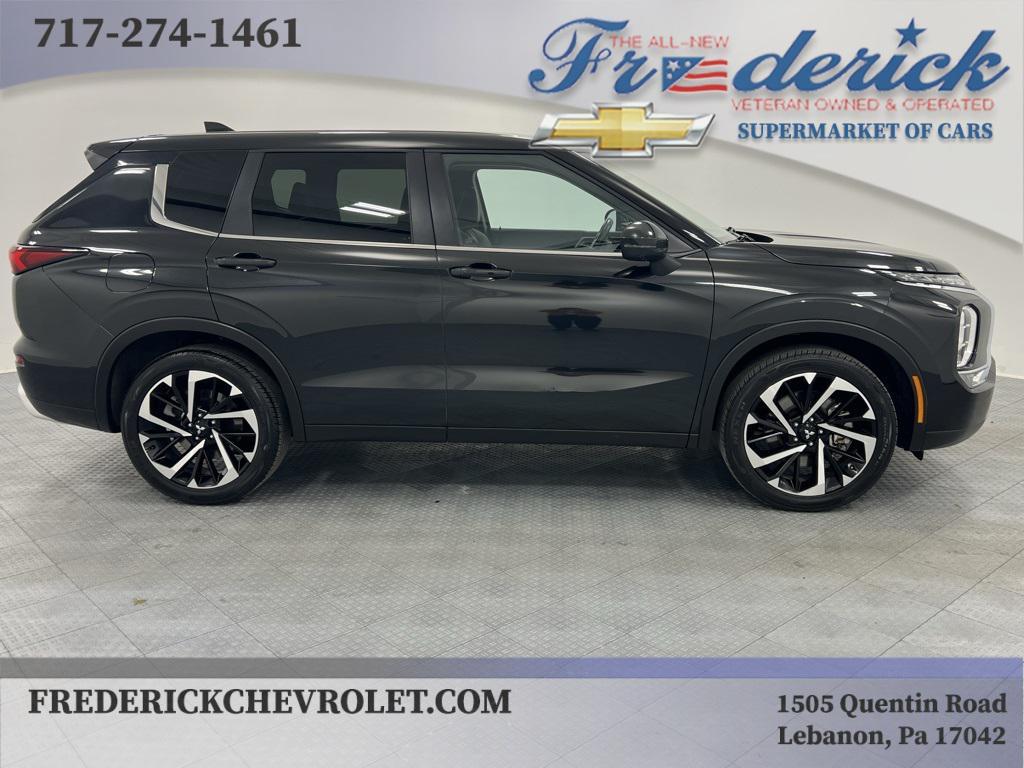 used 2024 Mitsubishi Outlander car, priced at $24,991