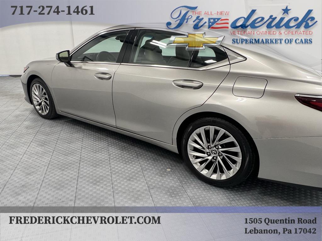 used 2019 Lexus ES 350 car, priced at $28,491
