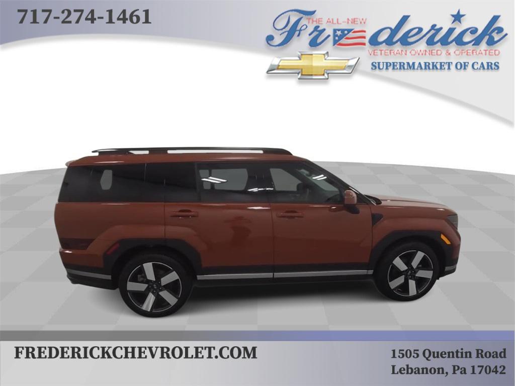 used 2025 Hyundai Santa Fe car, priced at $38,990