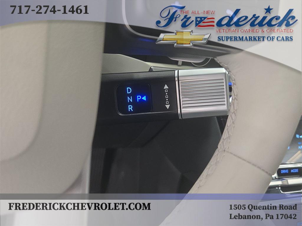 used 2025 Hyundai Santa Fe car, priced at $38,990