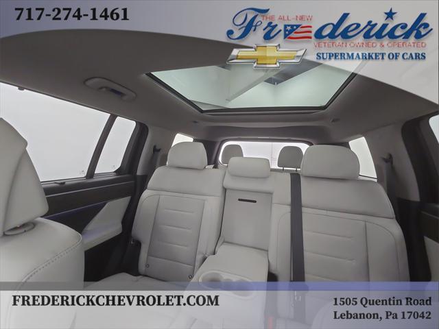 used 2025 Hyundai Santa Fe car, priced at $42,749
