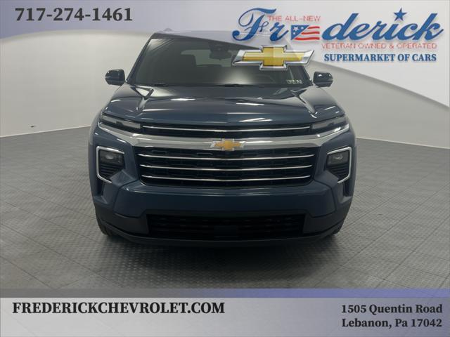 new 2025 Chevrolet Traverse car