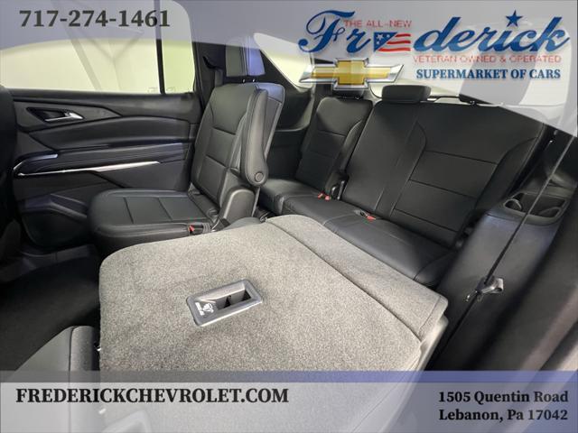 new 2025 Chevrolet Traverse car