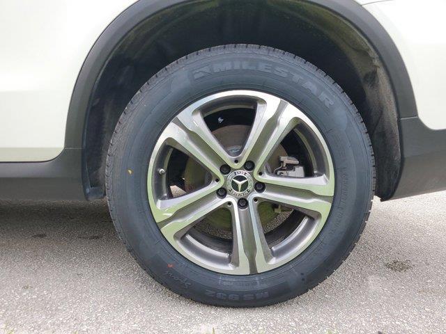 used 2021 Mercedes-Benz GLC 300 car, priced at $15,152