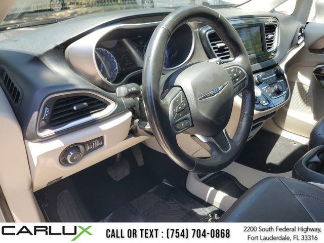 used 2020 Chrysler Pacifica car, priced at $13,252