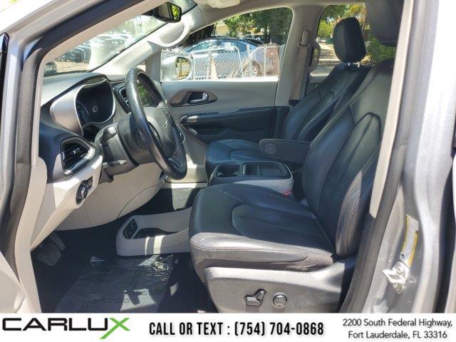 used 2020 Chrysler Pacifica car, priced at $13,252