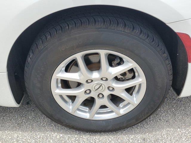 used 2022 Chrysler Pacifica car, priced at $15,226