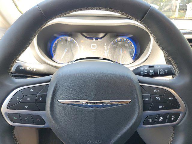 used 2022 Chrysler Pacifica car, priced at $14,918