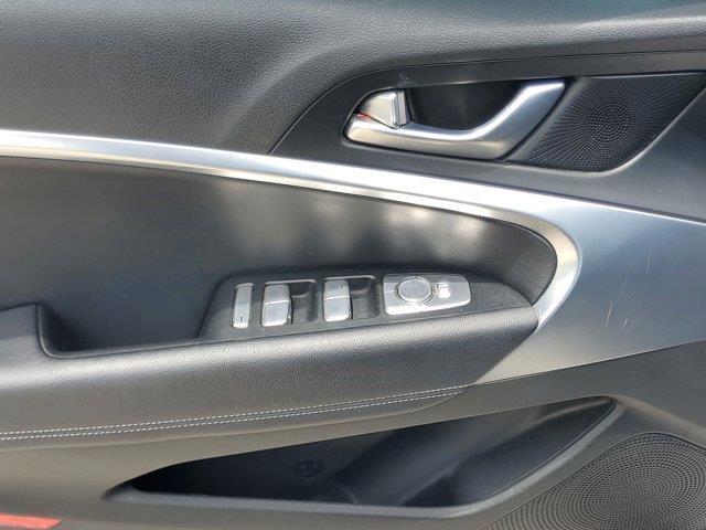 used 2022 Genesis G70 car, priced at $19,252