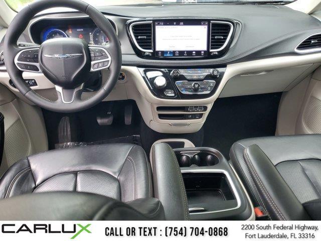 used 2022 Chrysler Pacifica car, priced at $13,418
