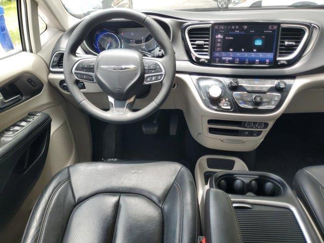 used 2022 Chrysler Pacifica car, priced at $14,418